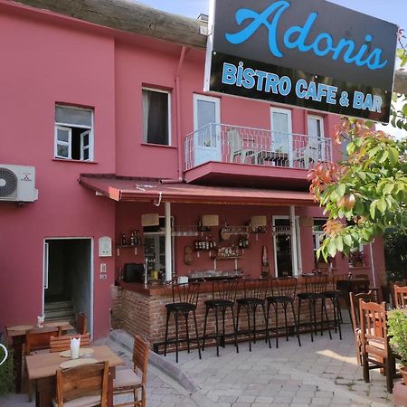 Adonis Bistro Cafe Bar Hostel Fethiye Kültér fotó